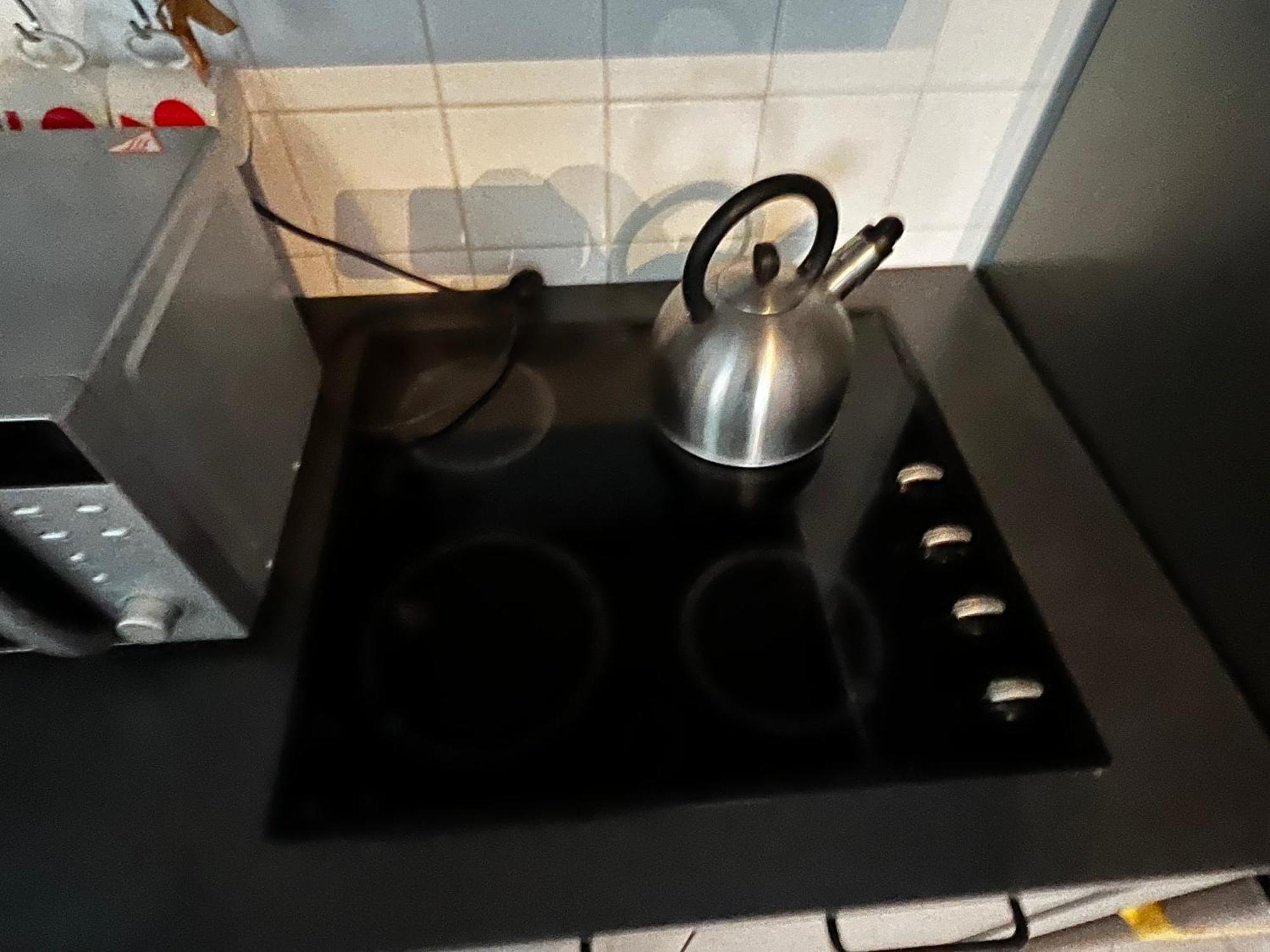 Monfas Apartment Provence In Прага Екстериор снимка
